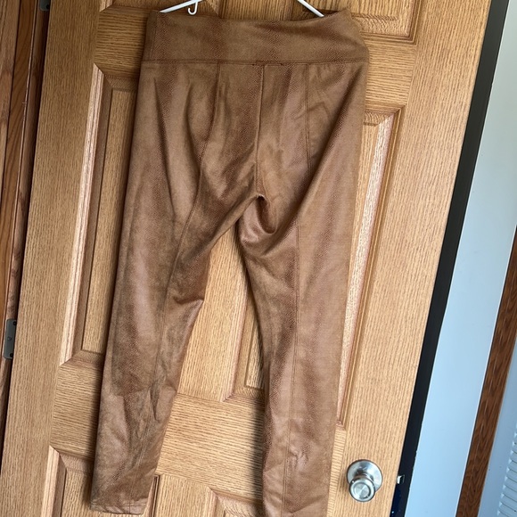 Snakeskin Velvet Leggings 0096 - Picture 5 of 5